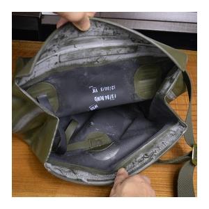 ドイツ軍放出品 ガスマスクバッグ OD ラバー製 [ 並下品 ] ドイツ連邦