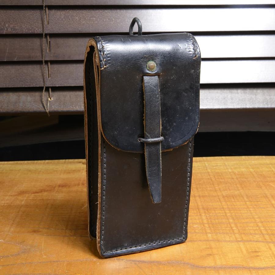 フランス軍放出品 マガジンポーチ MAS38/MAT49マガジン用 レザー製