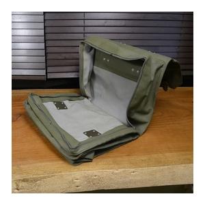スイス軍放出品 ガーメントバッグ 折りたたみ式 スーツ用 軍払下げ品