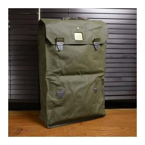 スイス軍放出品 ガーメントバッグ 折りたたみ式 スーツ用 軍払下げ品