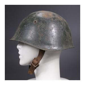 ブルガリア軍放出品 ヘルメット M51 スチール製 OD 赤星 軍払い下げ品