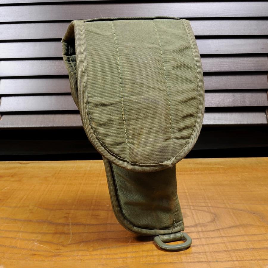 イタリア軍放出品 ホルスター ナイロン製 ベレッタ92/M9対応 オリーブ