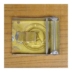 ドイツ軍放出品 ベルトバックル 旧東ドイツ 国章入り スチール製