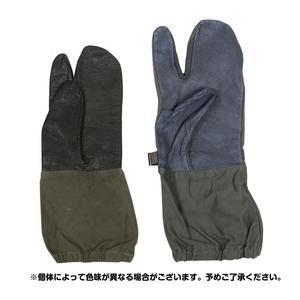 ドイツ軍放出品 防寒ミトン 手袋 3本指 OD [ 中 ] 軍払下げ品 軍