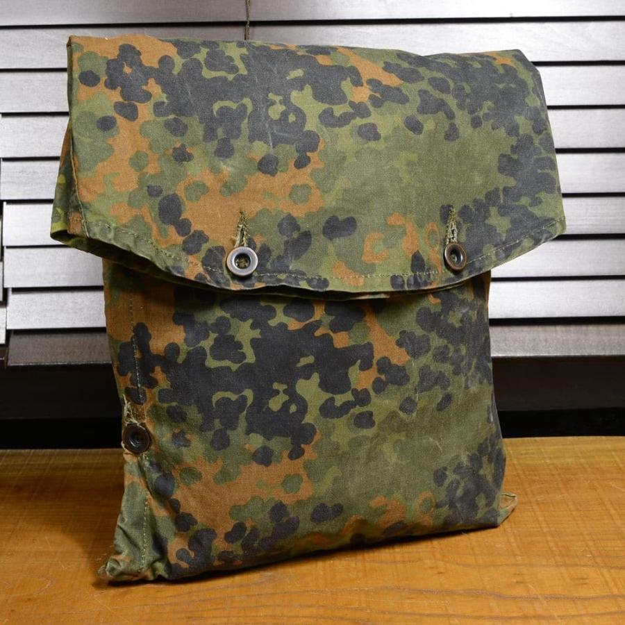 ドイツ軍幕フレクターカモ パップテント2枚、ポール&ペグ、収納袋1枚