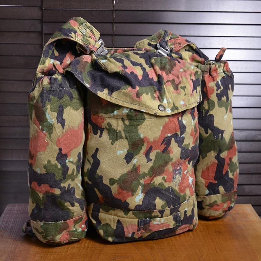 スイス軍　山岳部隊リュック　ミリタリー　防水　ツーリングキャンプ 名作「スイス軍山岳バックパック後期型（PVC）」の特徴＆歴史紹介