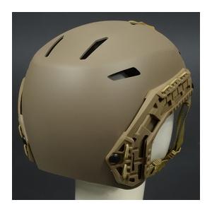 FMA タクティカルヘルメット CAIMANタイプ 樹脂製 ハイブリッド