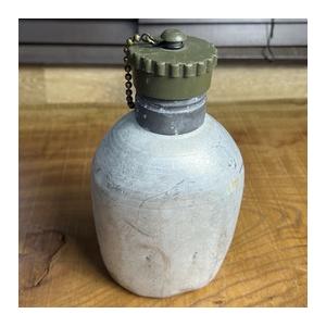 オーストリア軍放出品 キャンティーン 水筒 ポーチ付き ベルトクリップ