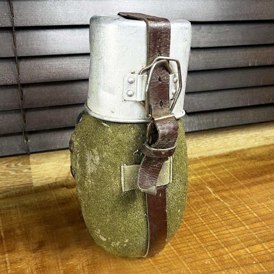 ルーマニア軍放出品 キャンティーン 水筒 アルミ製 ポーチ付き OD