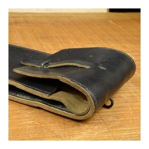 フランス軍放出品 マガジンポーチ MAT49 32発マガジン用 レザー製