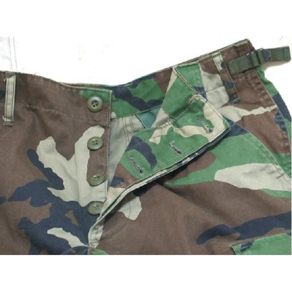 アメリカ軍 BDU カーゴ ショートパンツ Sサイズ ウッドランド レプリカ 米軍 US軍 ミリタリーパンツ 軍モノ 迷彩服 ショーツの画像