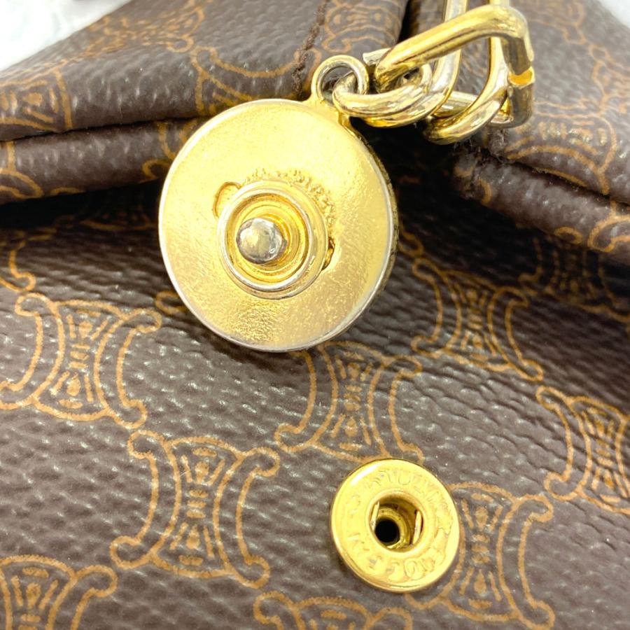 CELINE セリーヌ ブラゾン マカダム 折りたたみ 三角コイン CELINE セリーヌ ブラゾン マカダム 折りたたみ 三角コイン