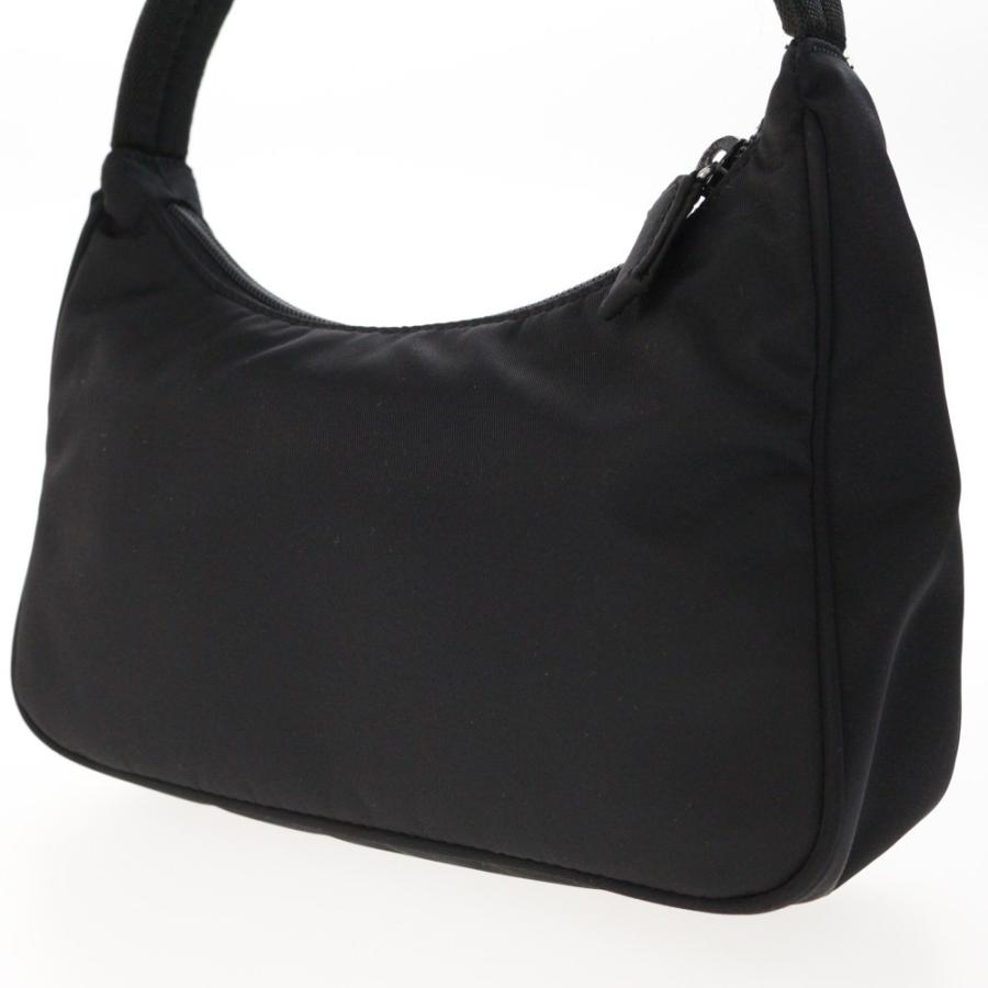 【✨美品✨】プラダ ハンドバッグ 三角ロゴ ミニナイロン ブラック 極 美品 プラダ 三角ロゴ 金具 ナイロン ミニ ハンドバッグ ブラック 黒