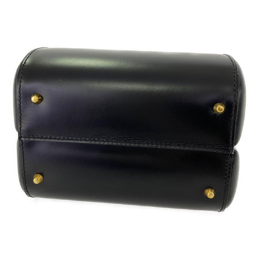 LOEWE ロエベ グラナダ アナグラム ワンショルダーバッグ レザー LOEWE ロエベ アナグラム グラナダ ハンドバッグ/ブラック