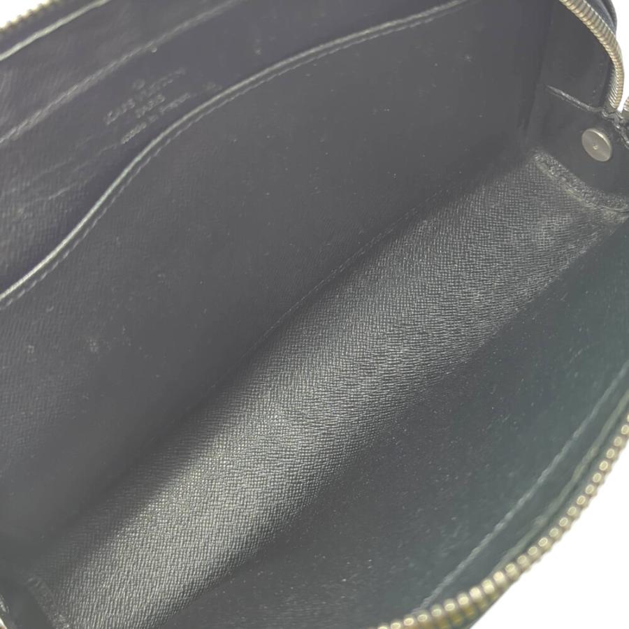 LOUIS VUITTON ルイヴィトン タイガ・バイカル・クラッチバッグ LOUIS VUITTON ルイヴィトン タイガ・バイカル・クラッチバッグ