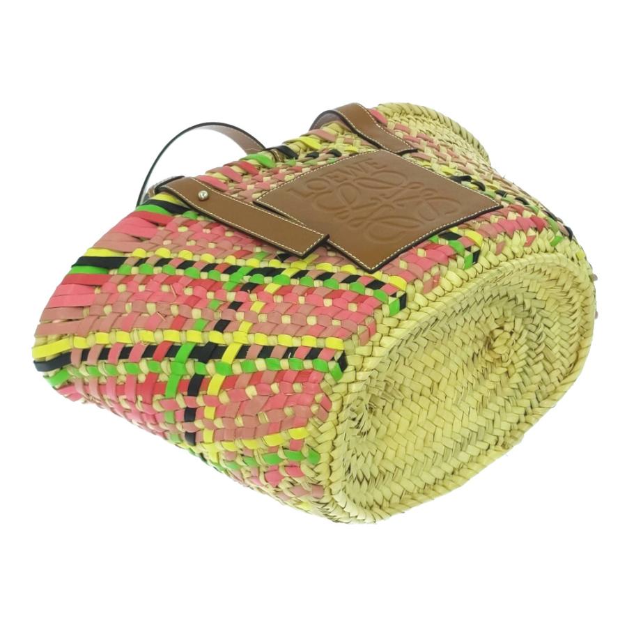 LOEWE（ロエベ） アナグラム・バケットミディアム・かご 編みバッグ