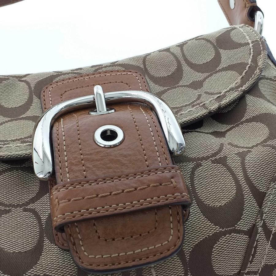 COACH（コーチ） シグネチャー・スモールフラップ・ショルダーバッグ