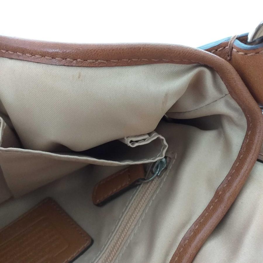 COACH（コーチ） シグネチャー・スモールフラップ・ショルダーバッグ