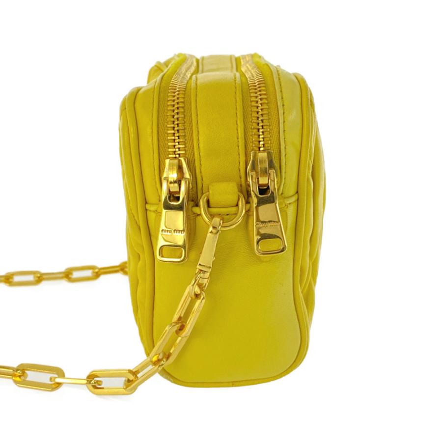 miu miu イエロー ショルダーバッグ miu miu イエロー ショルダーバッグ