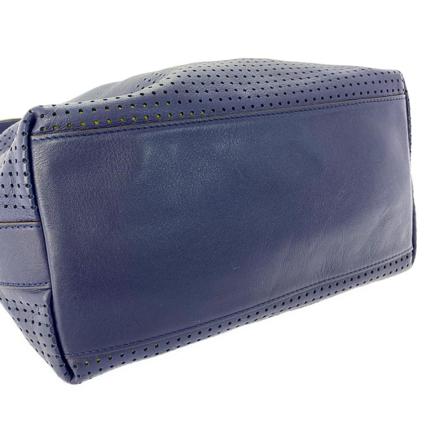 COACH（コーチ） レガシー・パンチング タッセル ショルダーバッグ