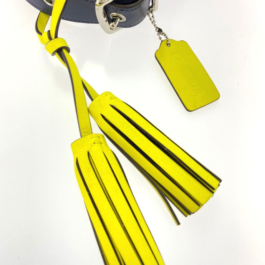 COACH（コーチ） レガシー・パンチング タッセル ショルダーバッグ