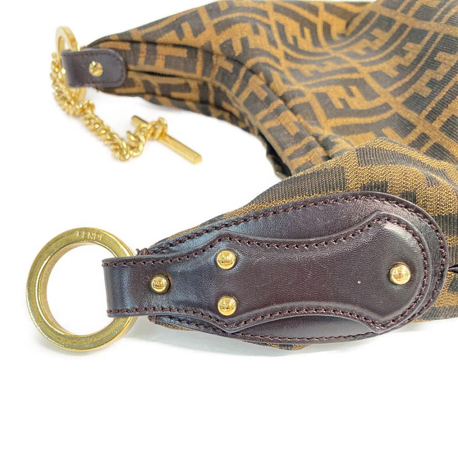 FENDI フェンディ マンマバゲット・ズッカ チェーン ショルダー FENDI フェンディ マンマバゲット・ズッカ チェーン ショルダー