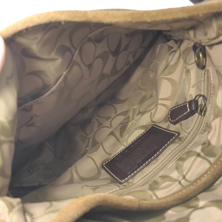 COACH（コーチ） スウェードレザー・ベルテッド ショルダーバッグ