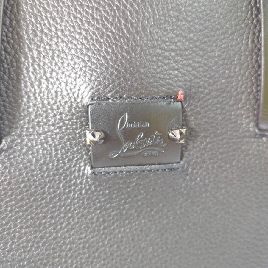 Christian Louboutin クリスチャンルブタン カバイカー・レザー