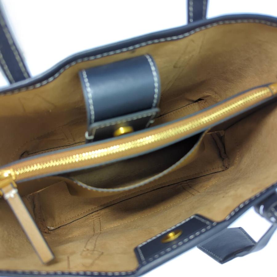 TORY BURCH（トリーバーチ） モノグラム柄 キャンバス レザー 2WAY 
