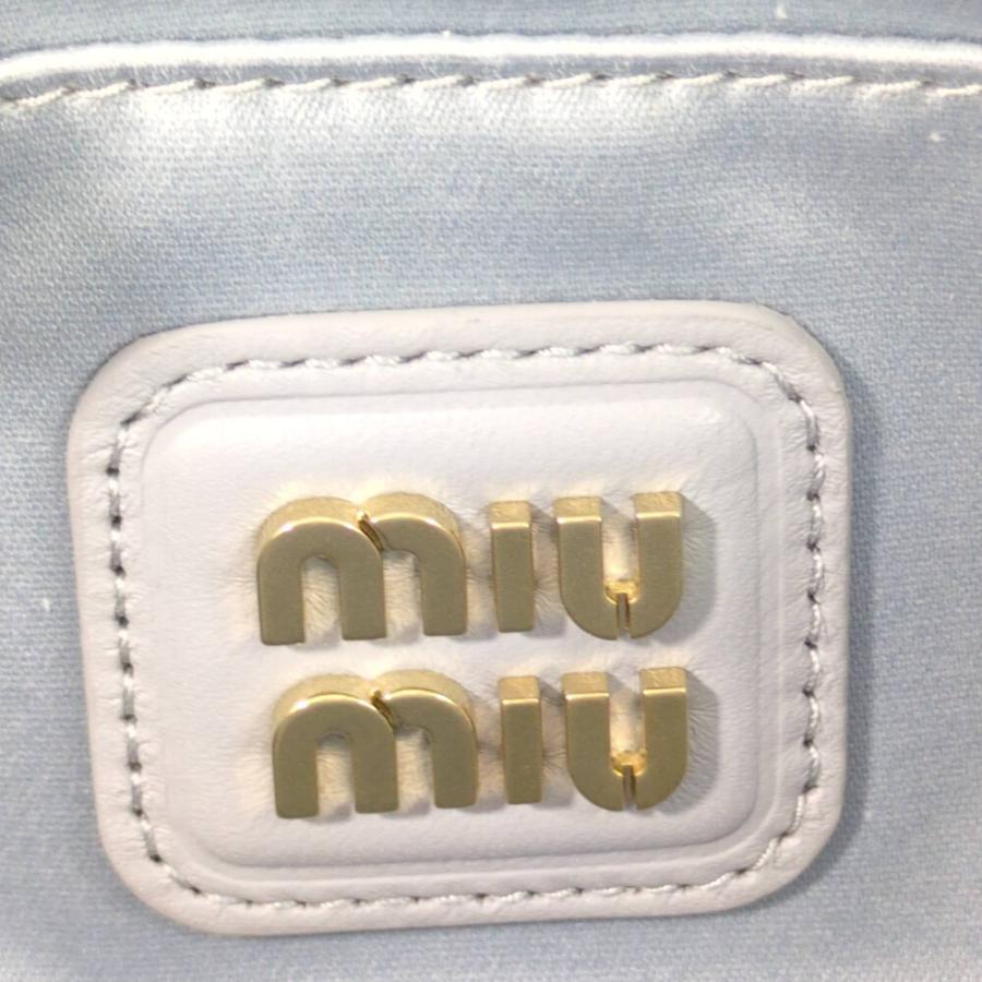 miu miu（ミュウミュウ） (限定値下げ) 美品 2025年新作 マテラッセ 