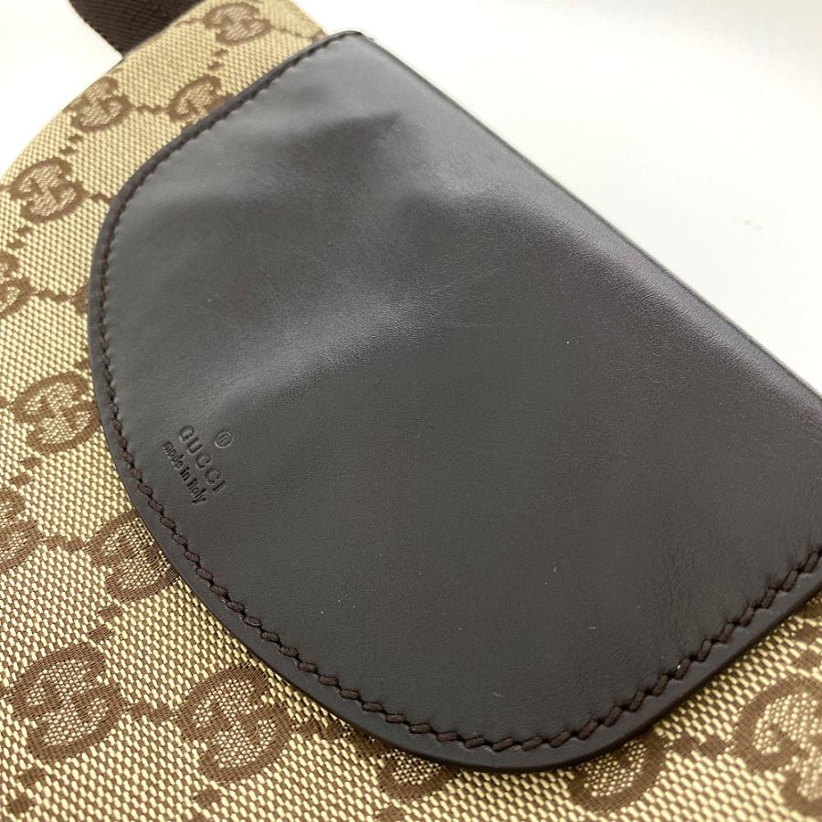 GUCCI  ウエストポーチ GUCCI グッチ GGキャンバス・ハーフムーン・ウエストポーチ