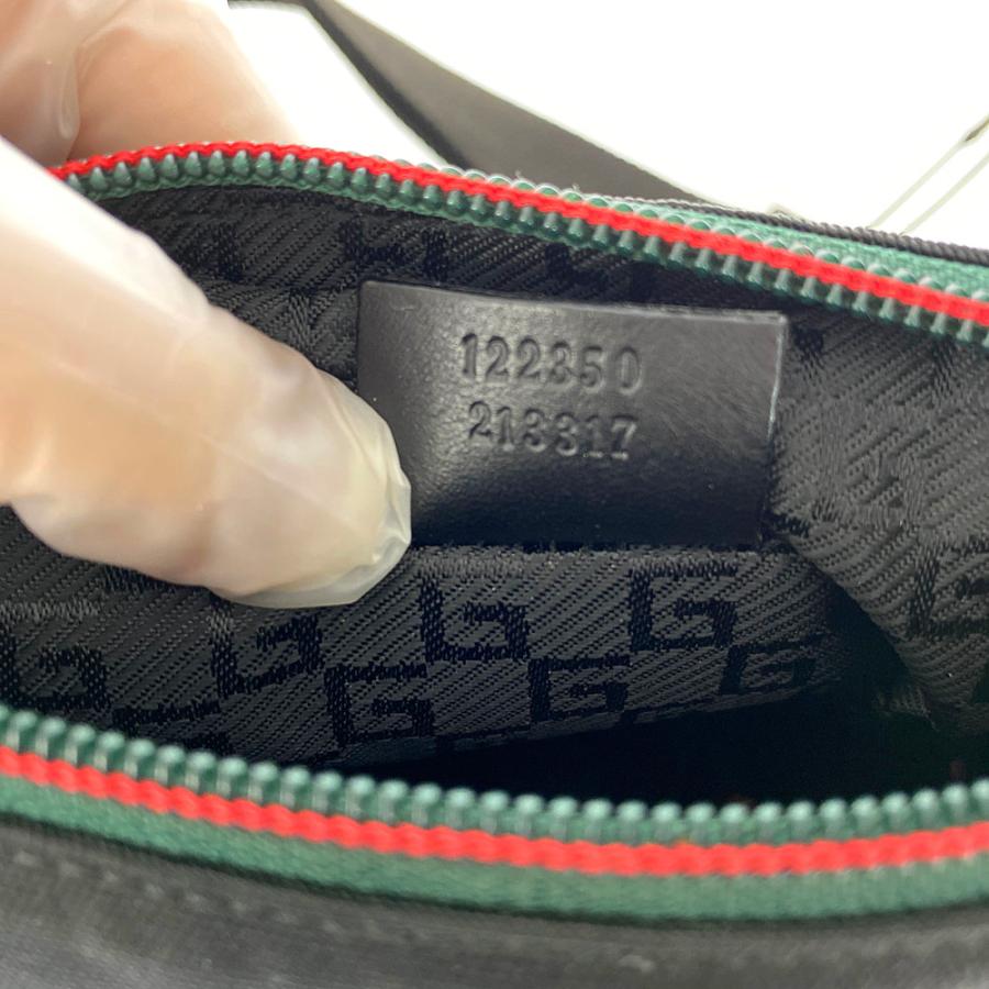 GUCCI（グッチ） シェリー・ウェビングライン・ウエストポーチ・ボディ