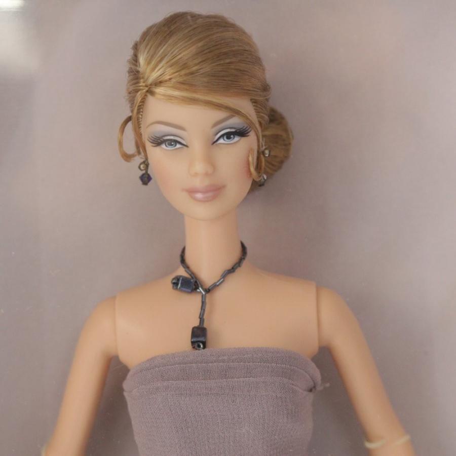 超美品・ジョルジオアルマーニ 2003年限定品ドール・バービー 人形/10
