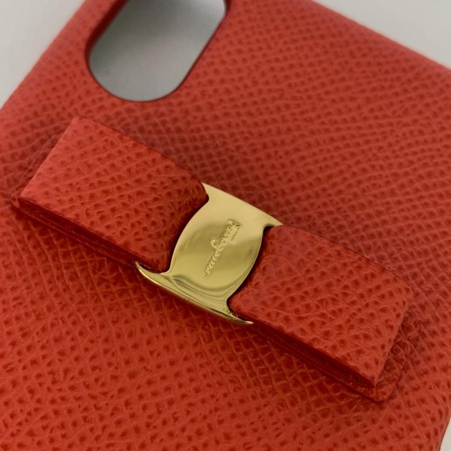 FERRAGAMO - 新品 フェラガモ FERRAGAMO iPhoneX/XS ケース iPhone X/XS CASE アリッドコーラル 新品 フェラガモ FERRAGAMO iPhoneX/XS ケース iPhone X/XS CASE