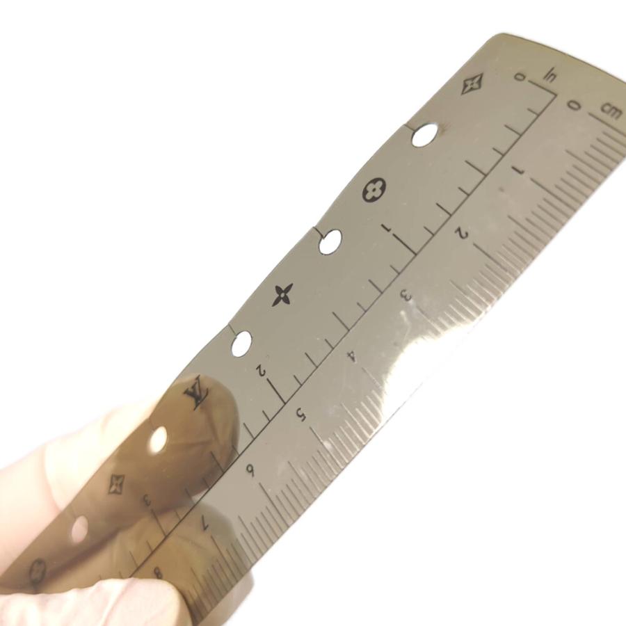 LOUIS VUITTON ルイヴィトン タイガ・アジェンダPM・手帳カバー システム手帳 バインダー/R20426/ブラック/b250421/555365 |  | 09