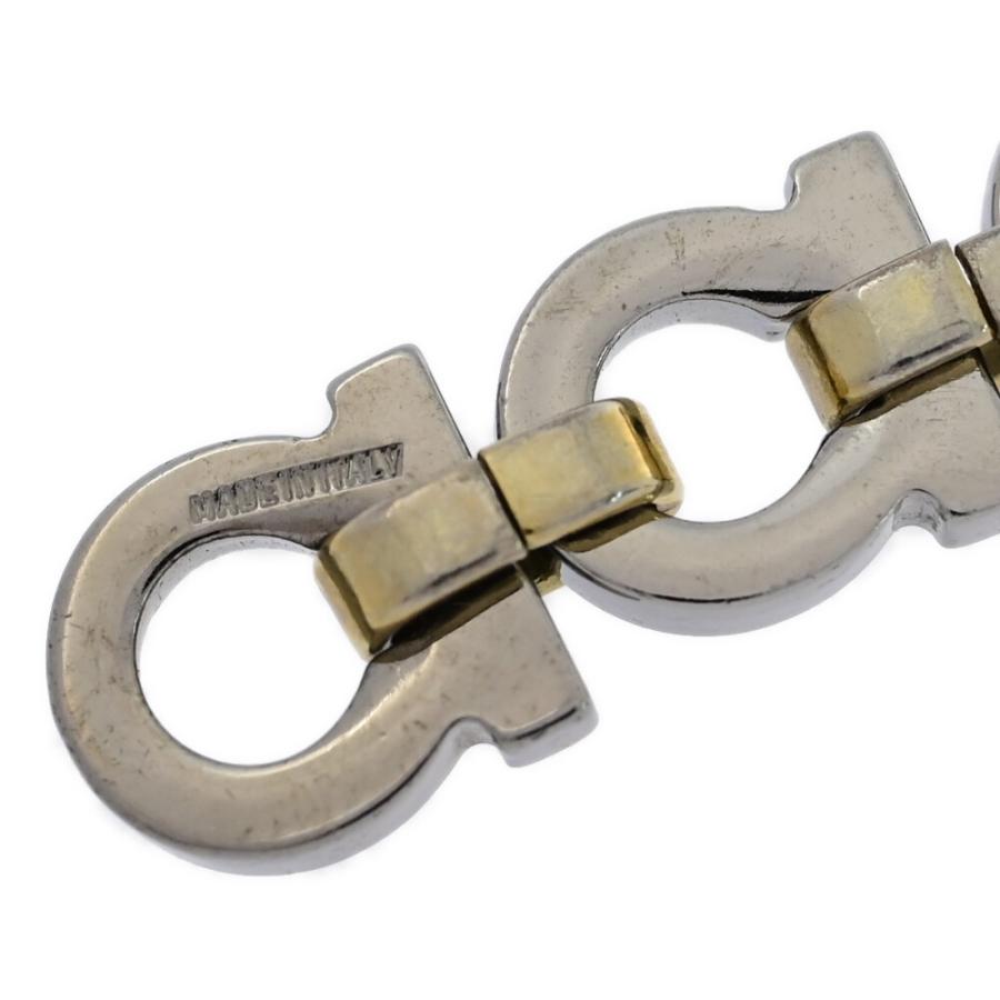 Salvatore Ferragamo サルヴァトーレフェラガモ ガンチーニ