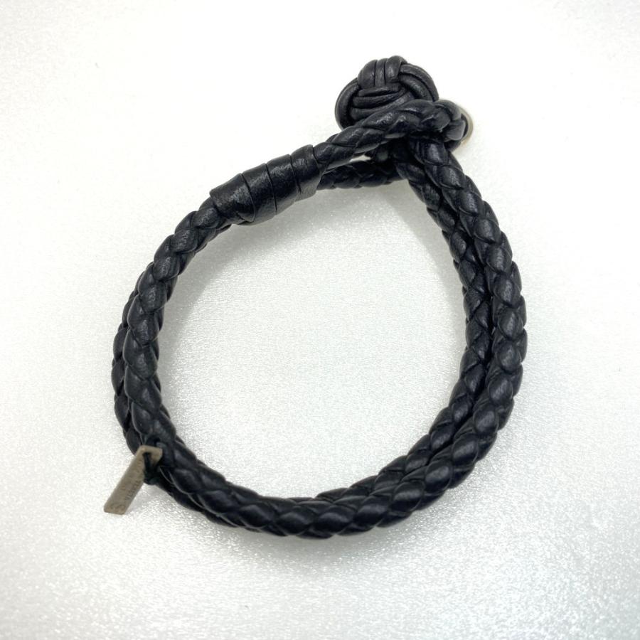 Bottega Veneta 黒レザー ブレスレット ブラックブレイド レザー ブレスレット| Bottega Veneta® 日本