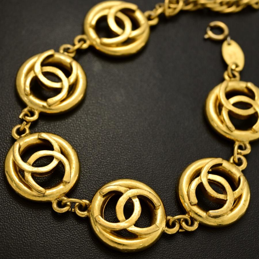 Chanel ゴールド ブレスレット ロゴ入り 新品未使用 CHANEL ゴールド ブレスレット ロゴチャーム - メルカリ