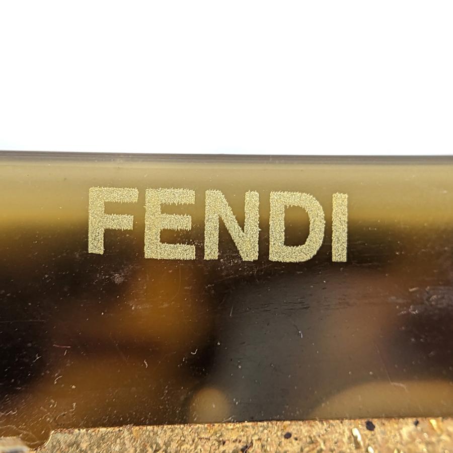 FENDI（フェンディ） プラスティック ロゴ バレッタヘアアクセサリー