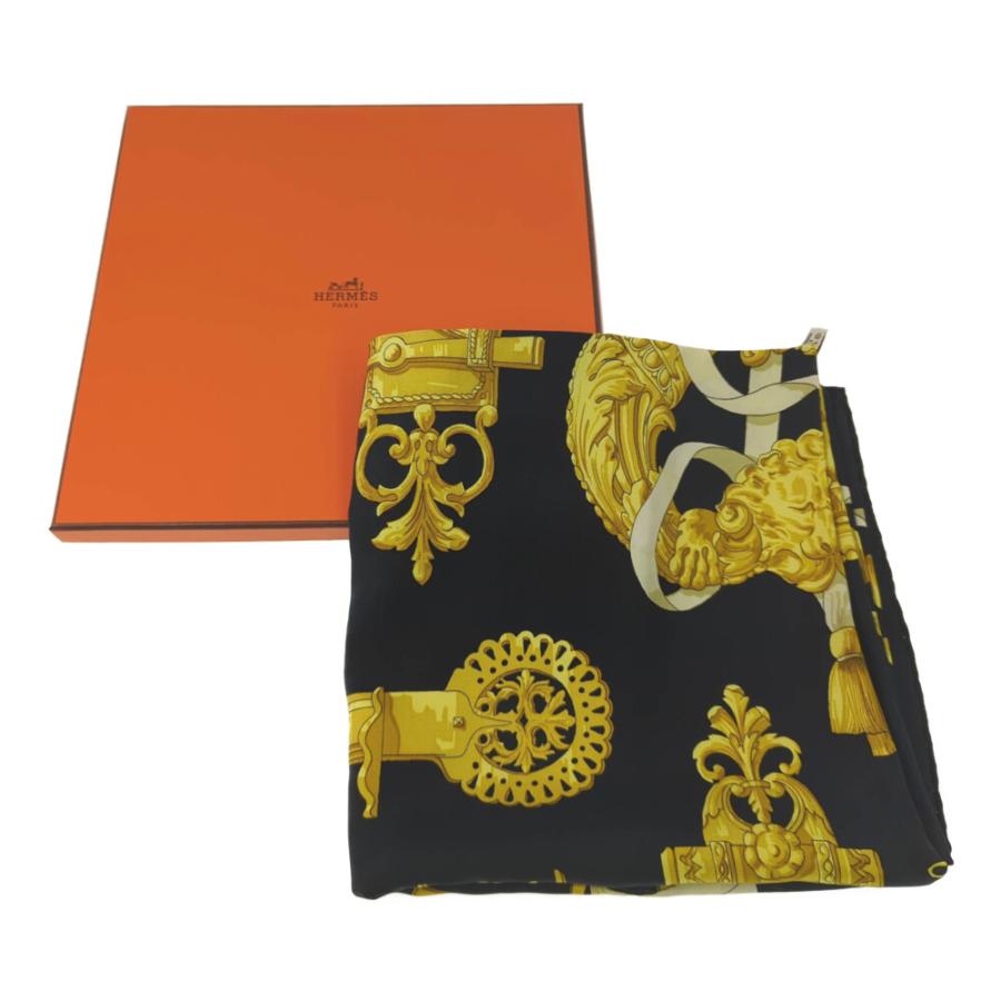 エルメス　スカーフ　カレ　90×90 FERRONNERIE HERMES（エルメス） カレ90・FERRONNERIE・シルク スカーフ ネック
