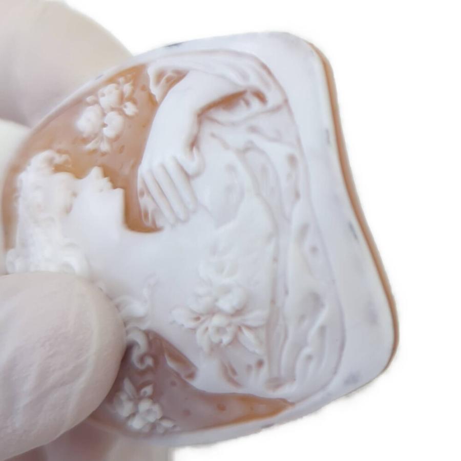 女性像モチーフ 1P・カメオ シェル・ストーン ルース-10.6g/ベージュ系