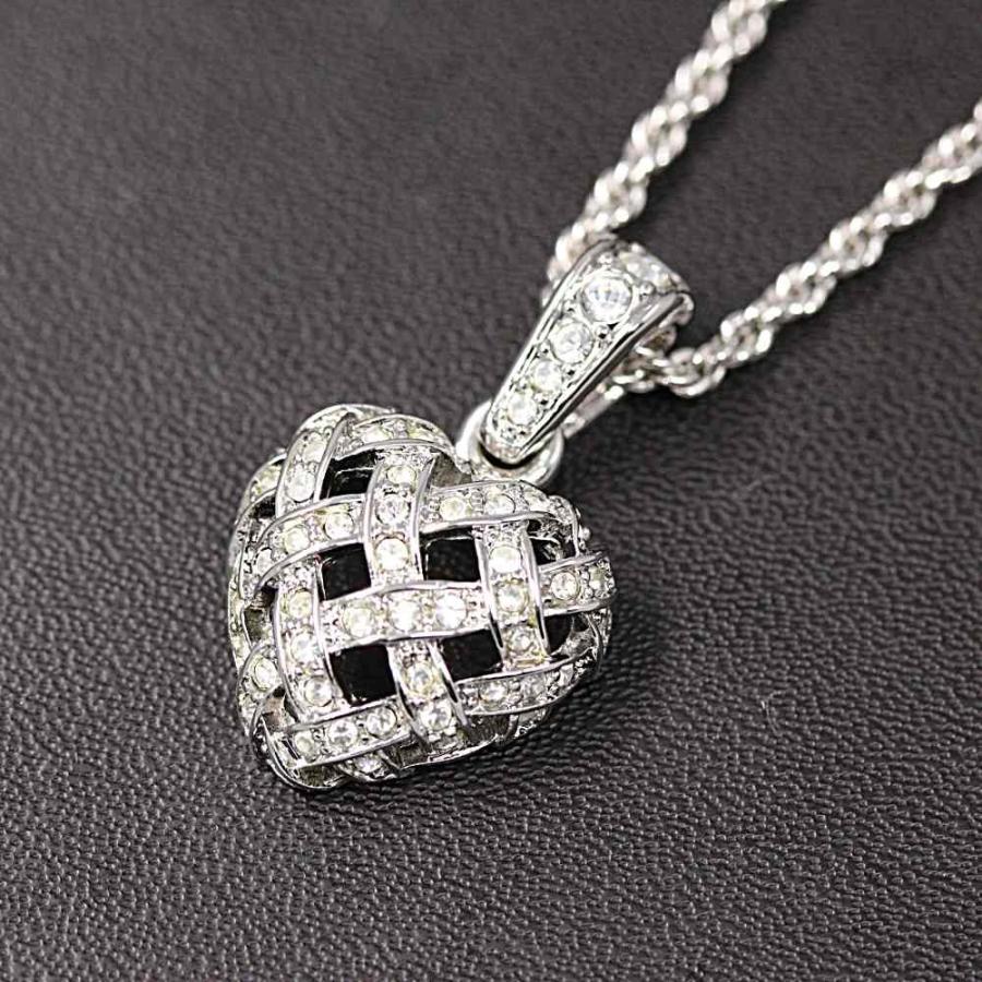 SWAROVSKI（スワロフスキー） ハートモチーフ・ネックレス・ペンダント 