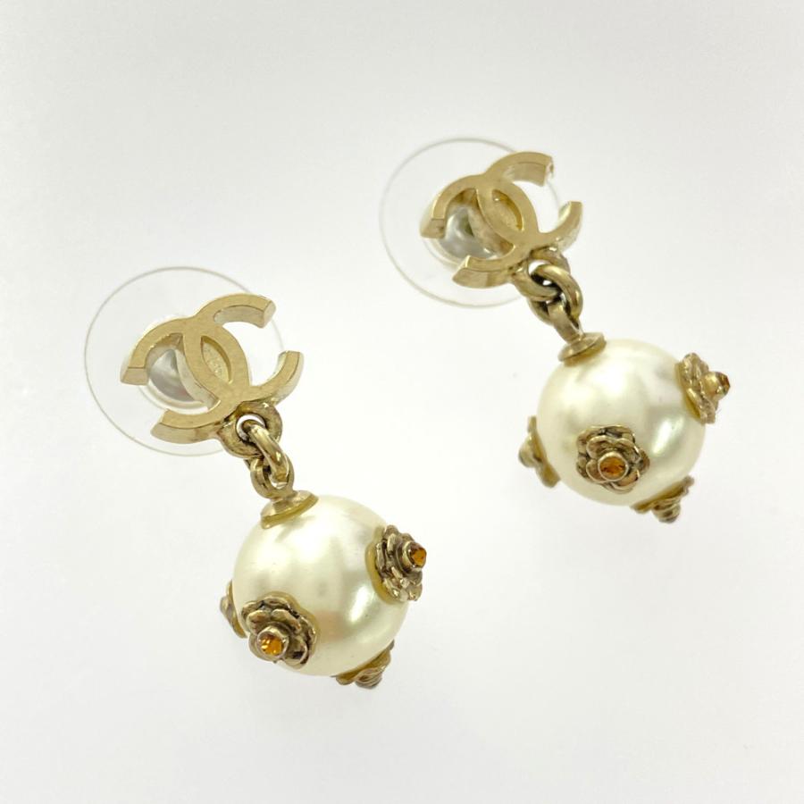 CHANEL シャネル ココマーク カメリア コスチュームパールピアス CHANEL シャネル ココマーク カメリア コスチュームパールピアス
