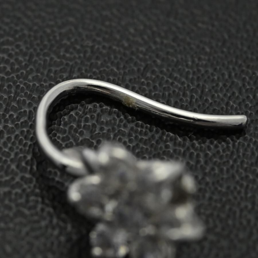 美品 STAR JEWELRY スタージュエリー 7粒 フラワーモチーフ
