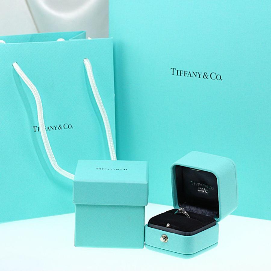 TIFFANY&Co.（ティファニー） ソリティア オーバル ダイヤモンド