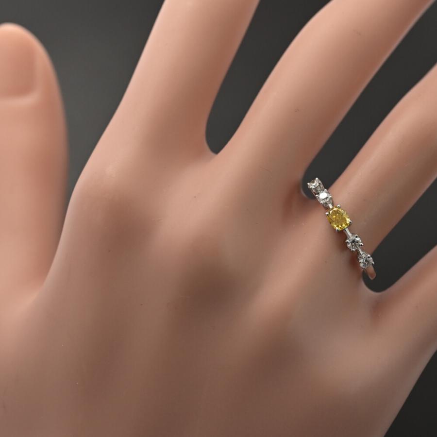 0.25ct/FD:0.18ct/オーバルシェイプ イエローダイヤモンド カラーレス