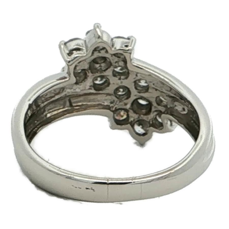 0.7ct フラワーモチーフ ダイヤモンドリング 指輪 Pt900-5.3g 11号 #51 