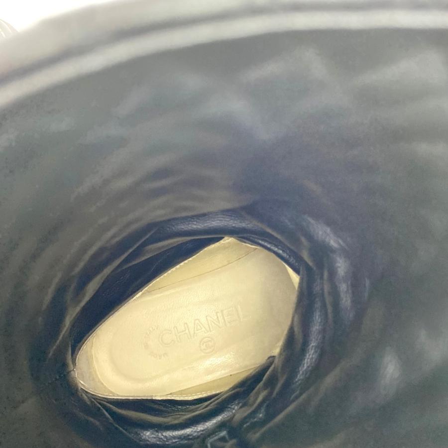 【28日終了】CHANEL 黒 レザー ブーティ 37.5 Chanel Shiny Calfskin Logo Loafers 37.5 Black 1094554