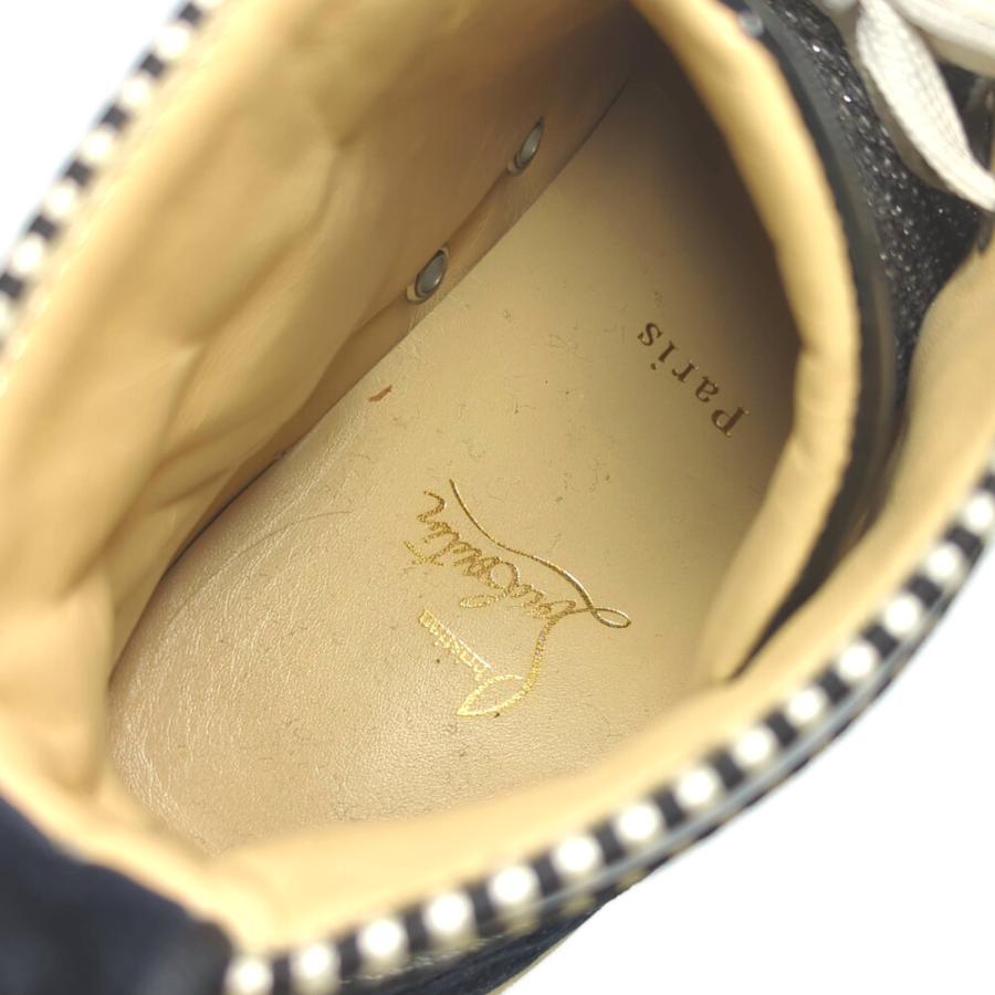 Christian Louboutin（クリスチャンルブタン） スタッズ 異素材