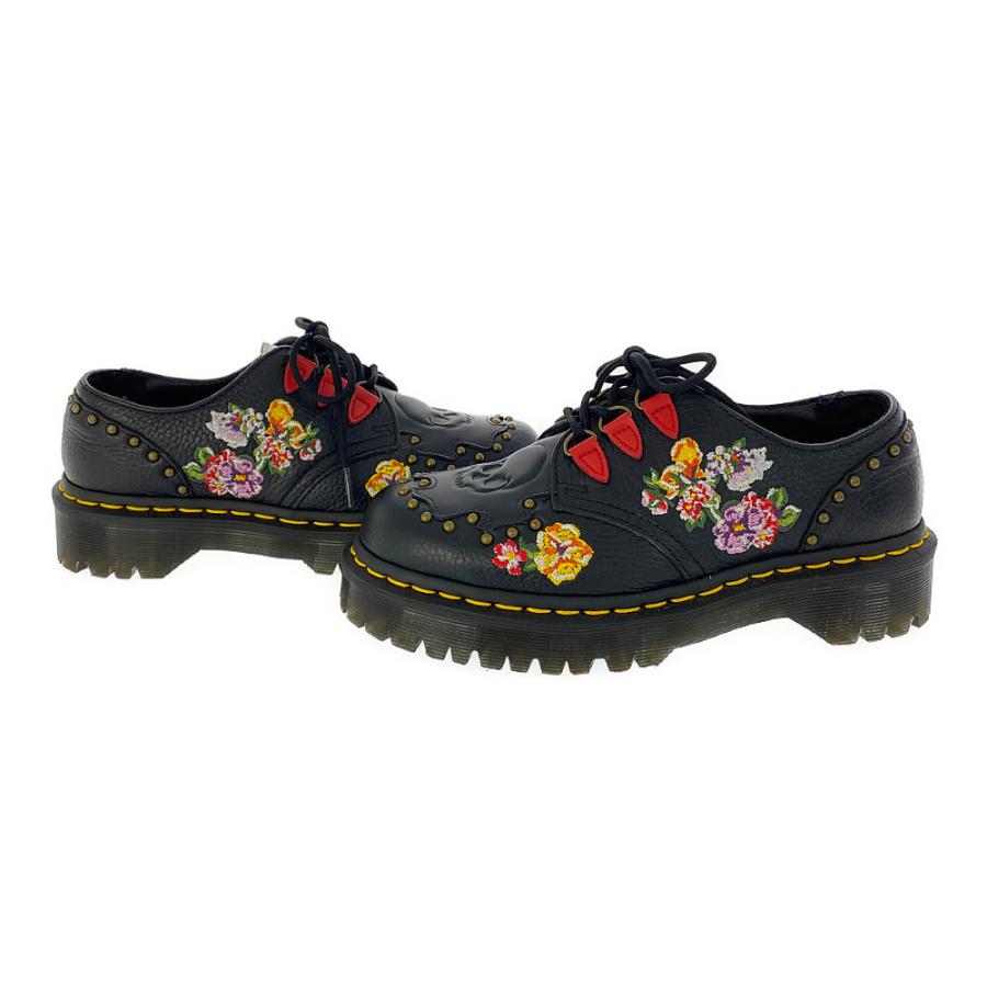 Dr.Martens（ドクターマーチン） SEROVA・フワラー刺繍エンボス スカル 